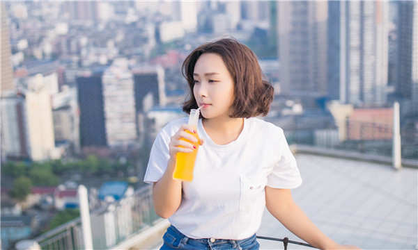 前锋关于试管代生助孕多少钱的详尽分析与指导